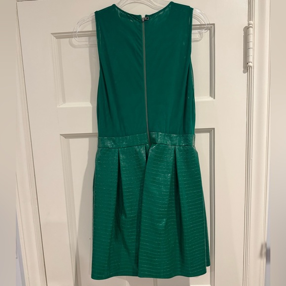Alice + Olivia Emerald Green Mini Dress - Picture 4 of 4